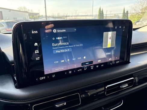 Certified 2025 Lincoln Aviator Reserve w/ Equipment Group 201A image 34