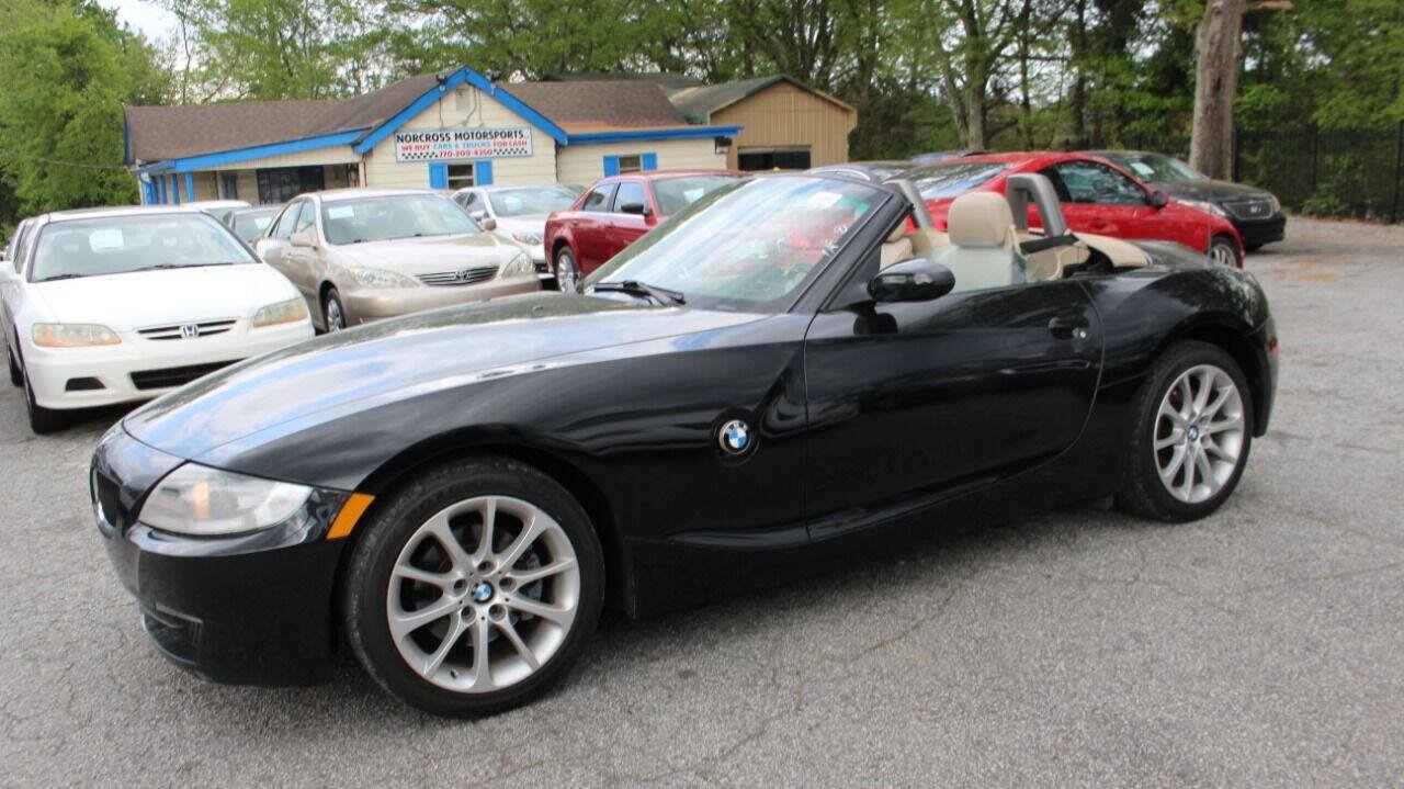 Used 2006 BMW Z4 3.0i RWD image 3