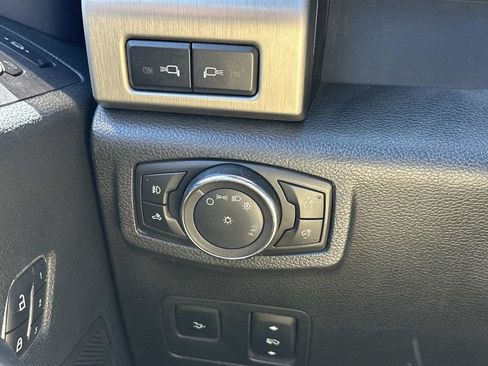 Used 2017 Ford F350 Platinum w/ Platinum Ultimate Package AWD/4WD image 26