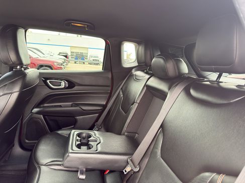 Used 2022 Jeep Compass Limited AWD/4WD image 33