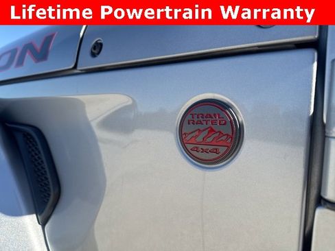 Used 2020 Jeep Gladiator Rubicon image 10