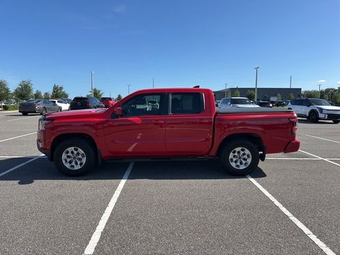 Used 2024 Nissan Frontier SV w/ Technology Package RWD image 11