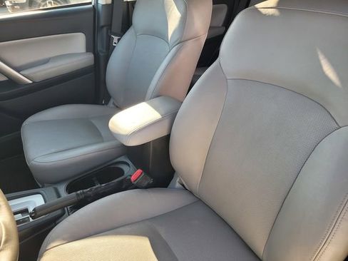 Used 2016 Subaru Forester 2.5i Limited w/ Popular Package #2 image 11