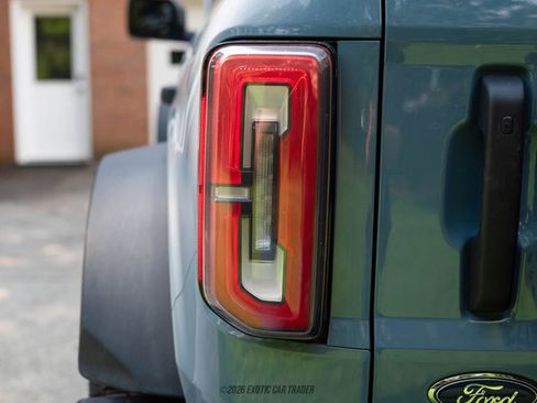 Used 2023 Ford Bronco Badlands w/ Sasquatch Package AWD/4WD image 44