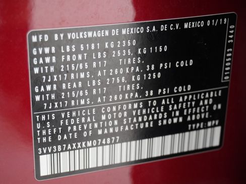 Used 2019 Volkswagen Tiguan SE image 28