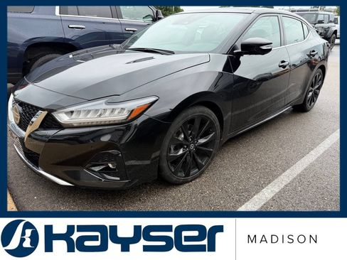 Used 2019 Nissan Maxima SR w/ Premium Package FWD image 1