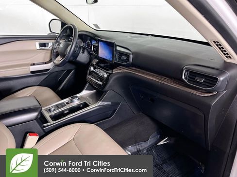 Used 2021 Ford Explorer Limited w/ Hybrid Equipment Group 310A image 31