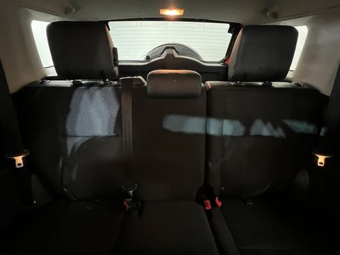 Used 2014 Toyota FJ Cruiser 4WD image 26