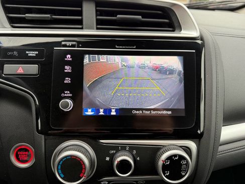 Used 2018 Honda Fit EX image 28