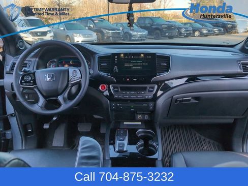 Used 2022 Honda Pilot Black Edition image 18
