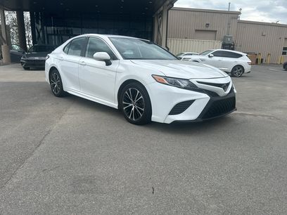 Used 2019 Toyota Camry SE w/ Convenience Package