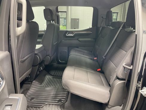 Used 2025 Chevrolet Silverado 1500 LT image 17