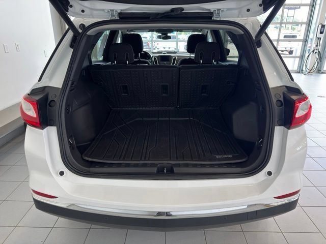 Used 2020 Chevrolet Equinox LT w/ Driver Convenience Package AWD/4WD image 40