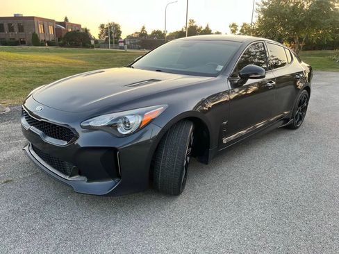 Used 2020 Kia Stinger GT-Line image 3