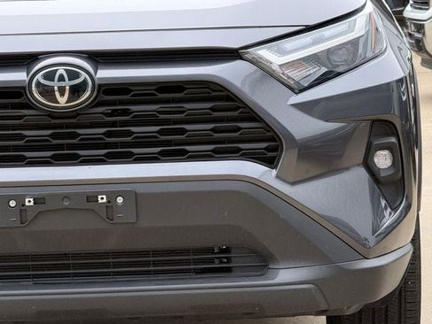 Used 2025 Toyota RAV4 XLE Premium FWD image 9