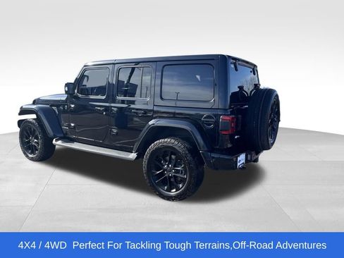 Used 2023 Jeep Wrangler Altitude image 3