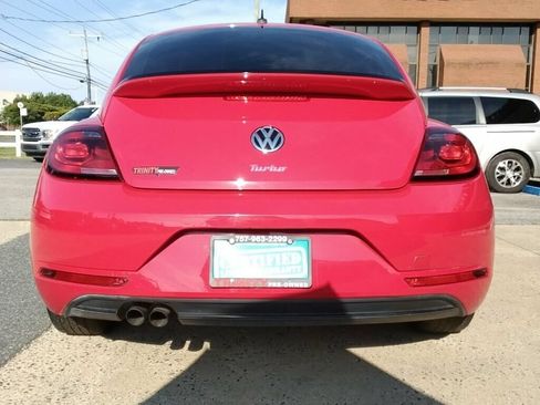 Used 2018 Volkswagen Beetle 2.0T S FWD image 3