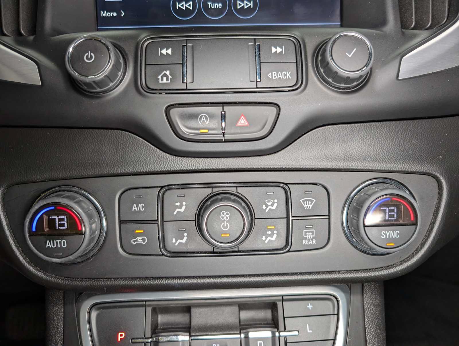 Used 2022 GMC Terrain SLT w/ Tech Package AWD/4WD image 31