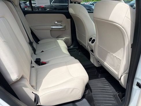 Certified 2023 Mercedes-Benz GLB 250 image 41