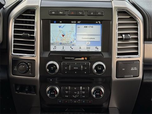 Used 2018 Ford F250 Platinum w/ Platinum Ultimate Package image 16