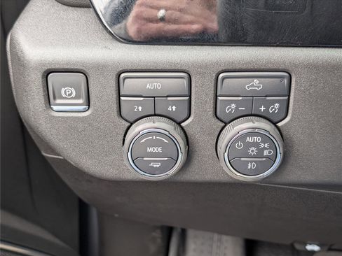 Used 2025 Chevrolet Silverado 1500 RST w/ Protection Package image 21