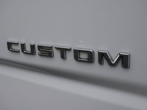 Used 2024 Chevrolet Silverado 1500 Custom RWD image 22