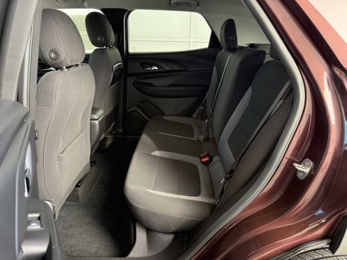 Used 2022 Chevrolet TrailBlazer LT image 22