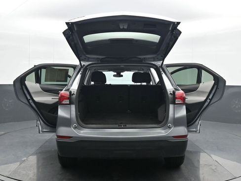 Used 2023 Chevrolet Equinox LS w/ LS Convenience Package image 25