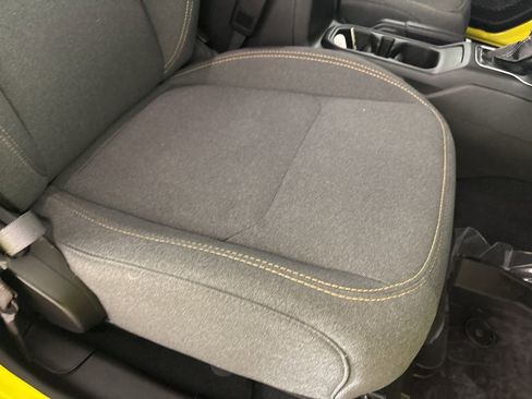 Used 2024 Jeep Gladiator Sport image 28