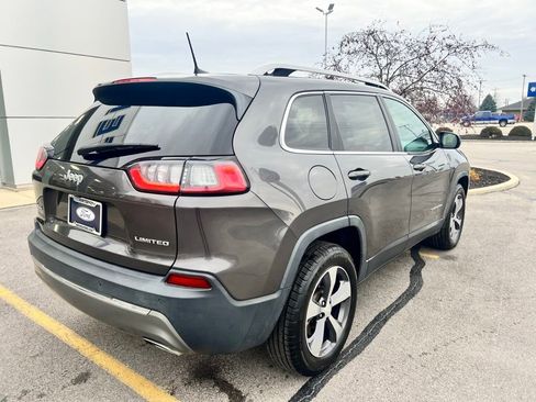 Used 2019 Jeep Cherokee Limited image 42