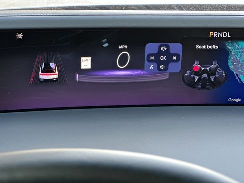 Certified 2024 Lincoln Nautilus Premier image 26