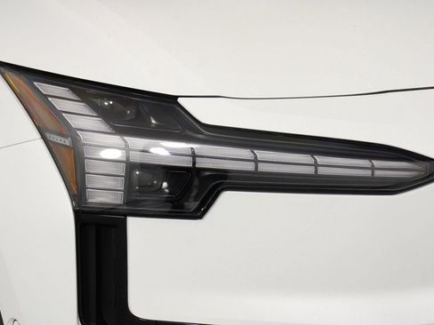 New 2026 Volvo EX30 Ultra image 13