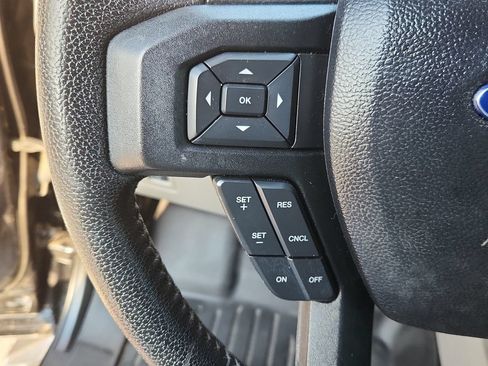 Used 2016 Ford F150 XLT w/ Equipment Group 302A Luxury AWD/4WD image 21