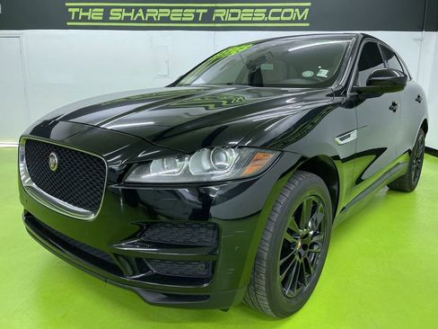 Used 2019 Jaguar F-PACE Prestige image 5