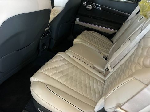 New 2026 Genesis GV80 3.5T e-SC image 12