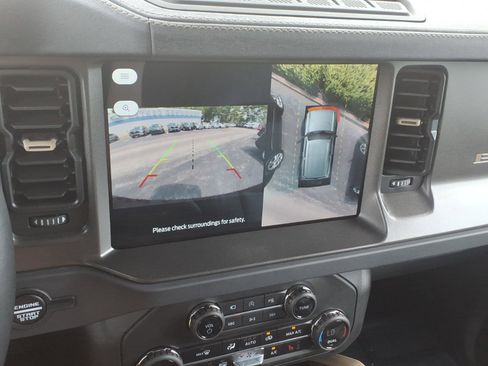 Certified 2025 Ford Bronco Badlands AWD/4WD image 22