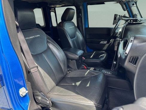 Used 2016 Jeep Wrangler Unlimited Rubicon image 37