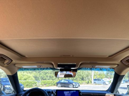 New 2025 Lexus ES 350 w/ Premium Package image 16