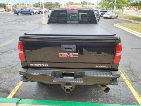 Used 2019 GMC Sierra 2500 Denali AWD/4WD image 7