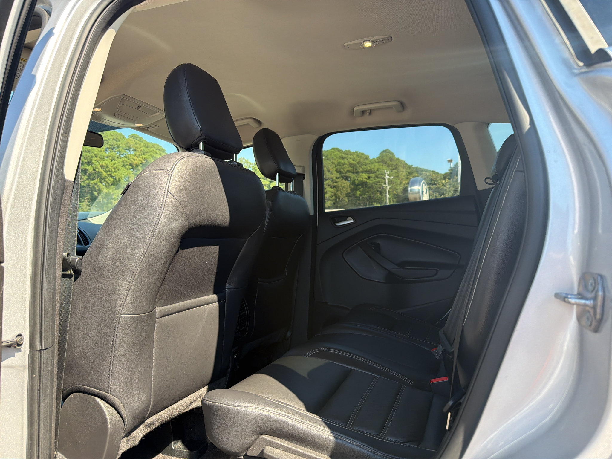 Used 2018 Ford Escape SEL FWD image 11