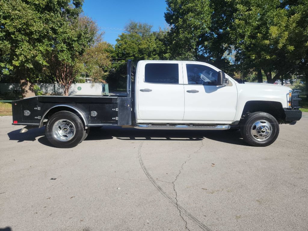 Used 2015 Chevrolet Silverado 3500 LT w/ LT Convenience Package AWD/4WD image 10