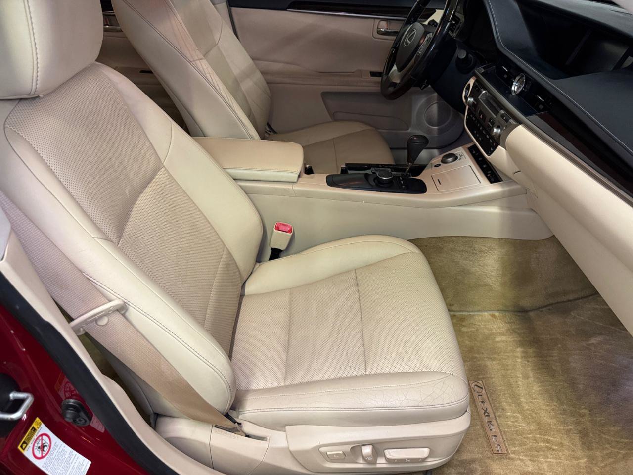 Used 2013 Lexus ES 350 w/ Luxury Pkg FWD image 13