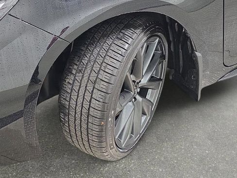 Certified 2025 Toyota Corolla SE w/ SE Premium Package image 27