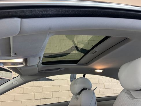 Used 2011 Mercedes-Benz CL 550 4MATIC image 20