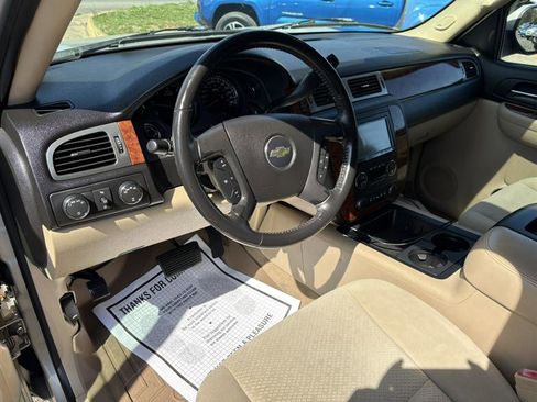 Used 2007 Chevrolet Avalanche LT image 9