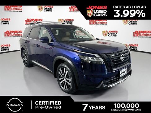Certified 2024 Nissan Pathfinder Platinum w/ Black Appearance Package AWD/4WD image 1