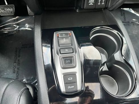 Used 2016 Honda Pilot Touring image 15