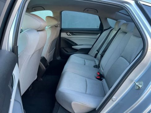 Used 2018 Honda Accord LX image 16