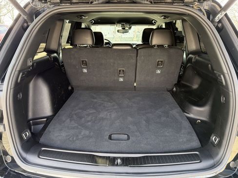 Used 2023 Jeep Grand Cherokee Altitude image 32