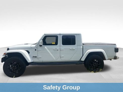 Used 2023 Jeep Gladiator Overland AWD/4WD image 10